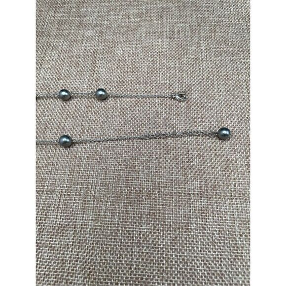 NOLAN MILLER Silver Tone Gray Faux Pearl Rhinestone Necklace 19" Classy - Picture 5 of 7